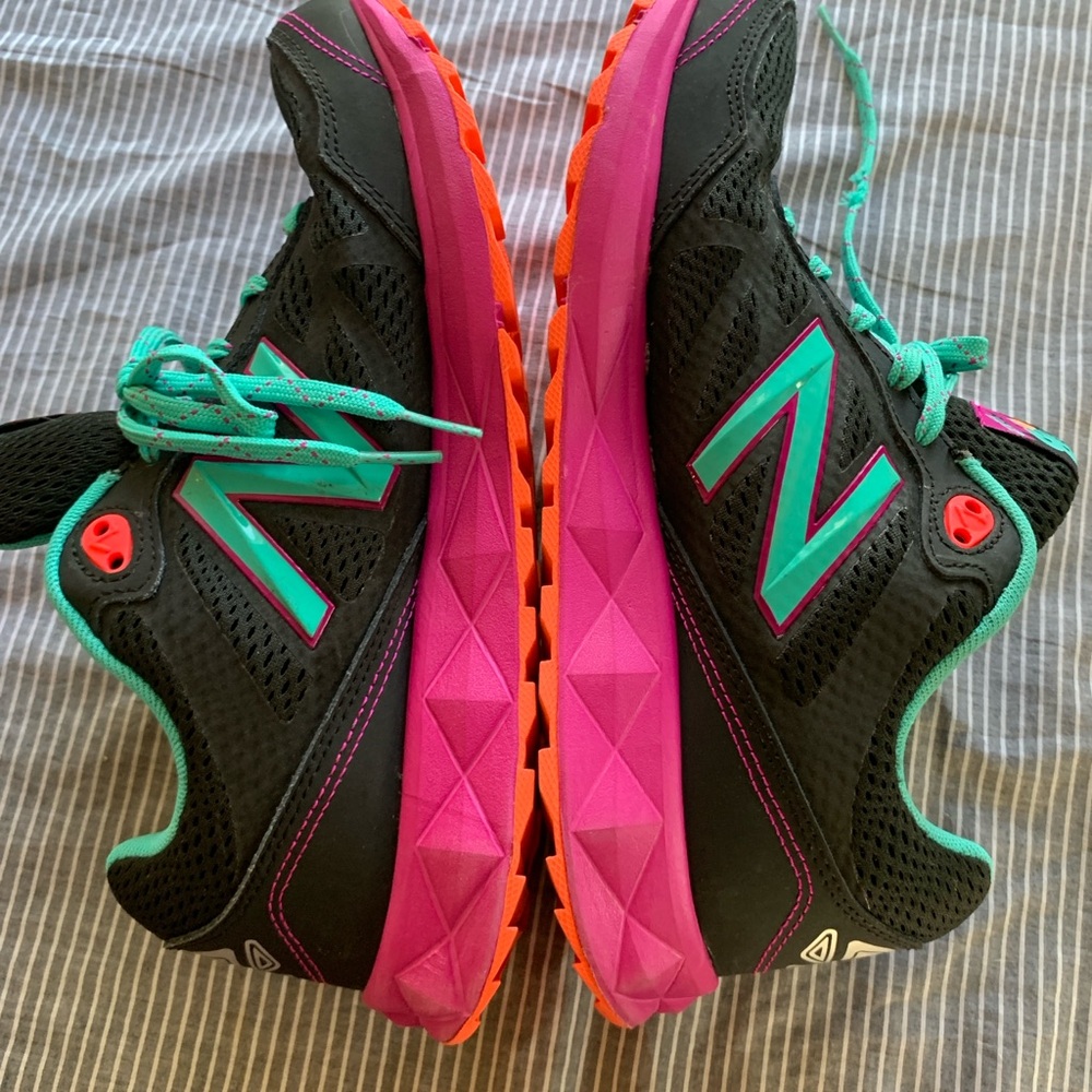 New Balance Women's Black Athletic Shoes with Teal & Pink Accents
